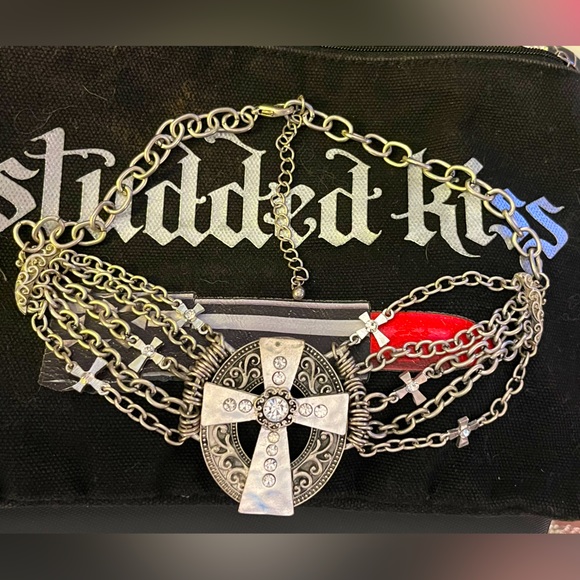 VINTAGE GOTHIC SILVER ALLOY CRUCIFIX CHOKER, OS FITS MOST - Picture 1 of 6